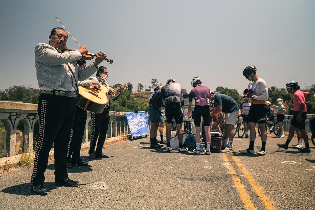 mariachi band on bonsall bridge at mile 100 of the PAS normal mid summer ride in San Diego