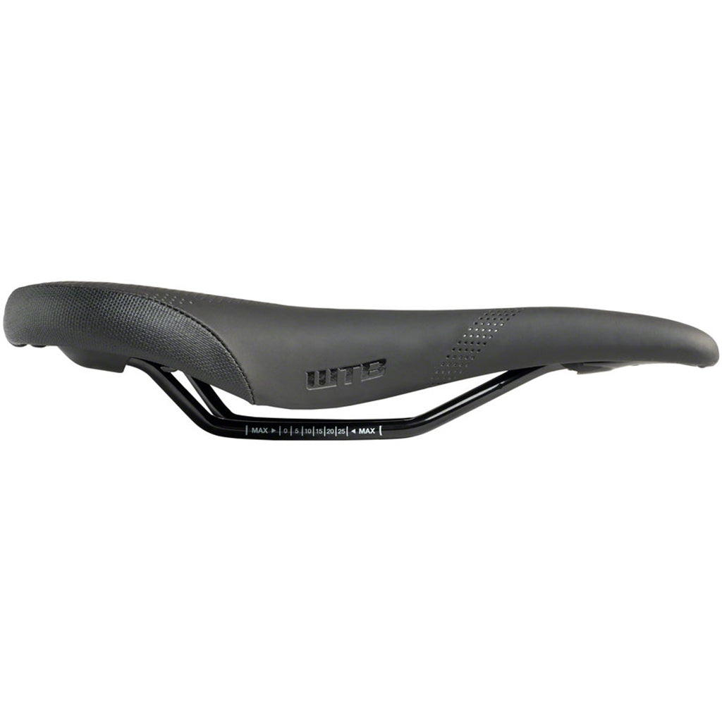 Silverado 265 Saddle