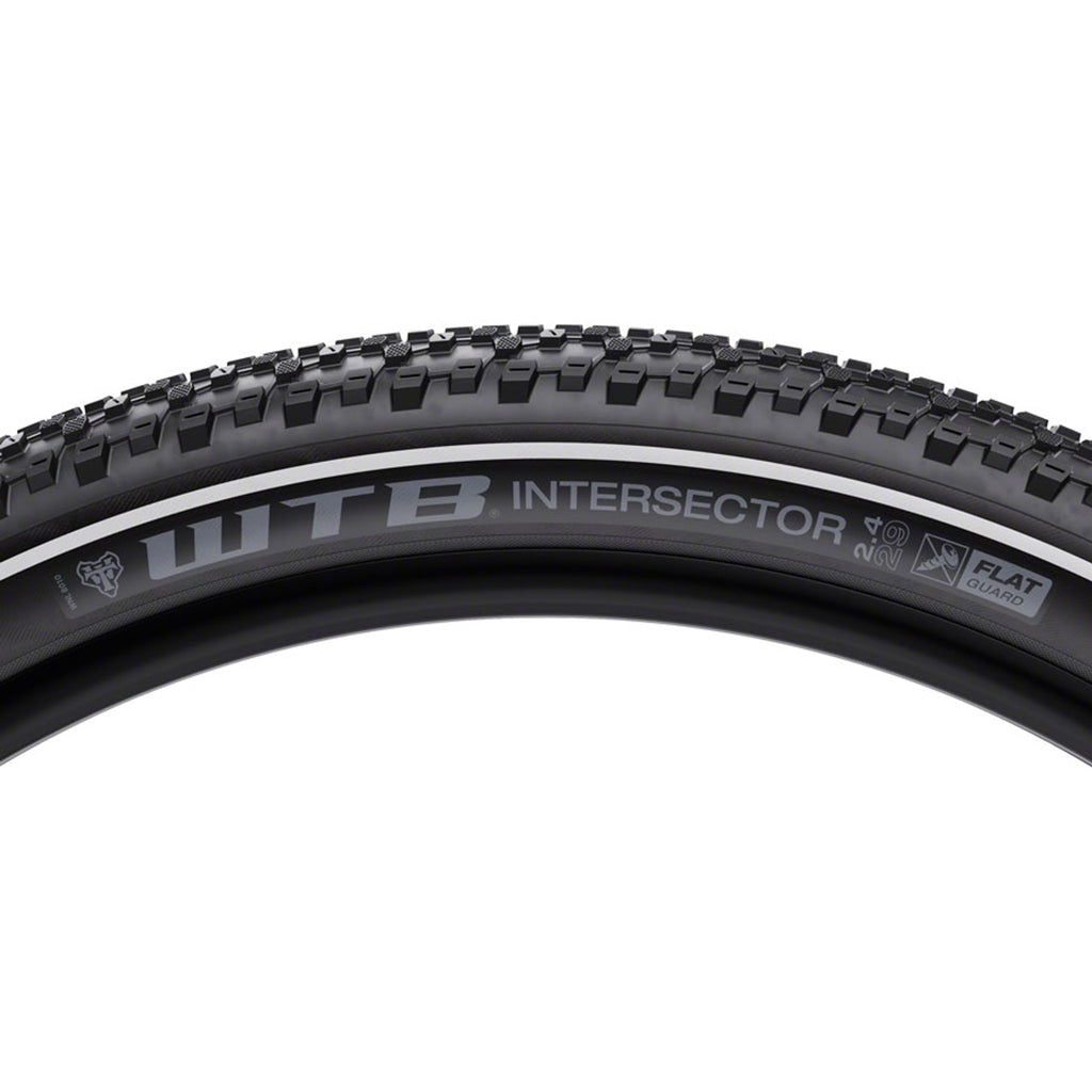 Intersector Tire